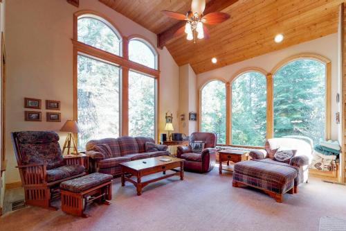 New England Cottage California