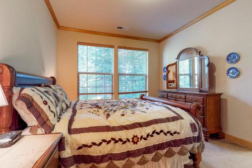 New England Cottage - image 3
