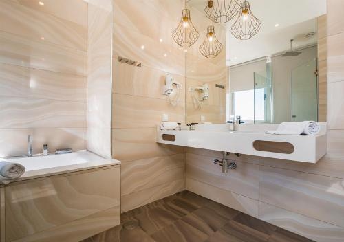 Lisotel - Hotel & Spa - image 13