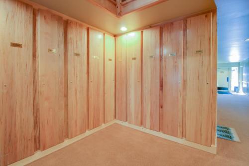 Classy Keystone Comfort - image 4