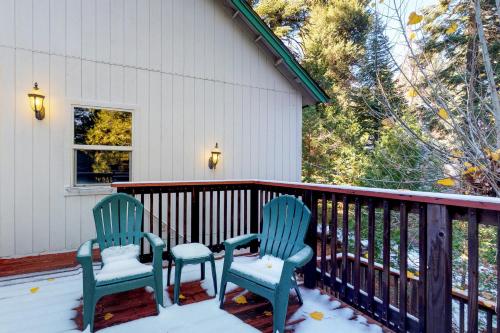 New England Cottage in Shaver Lake (CA)