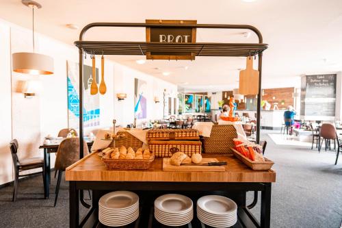 Food and beverages, Hotel Berliner Baer in Tempelhof