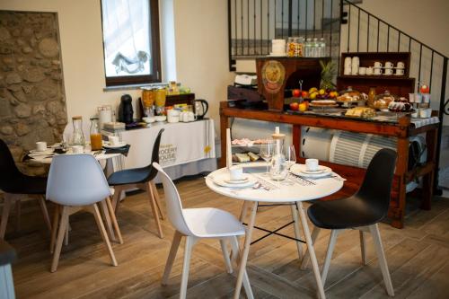 B&B Tenuta Legnate-Lake Maggiore, MXP, Leonardo Accademy 3
