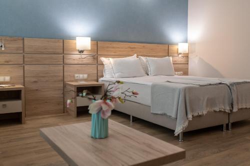 Junior Suite with Sea View image 3