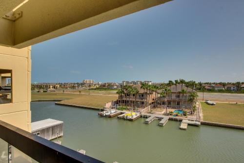 Marina Retreat - image 2