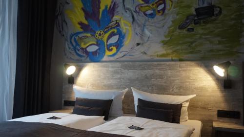 Urban Home Hotel - image 4