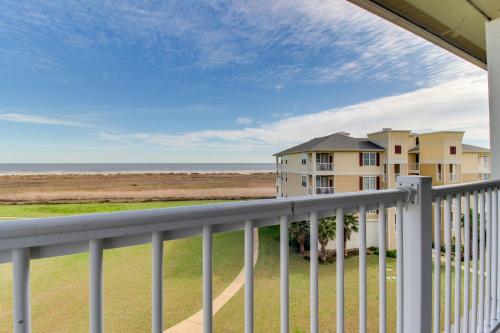 6 Flip Flops at Pointe West - main image