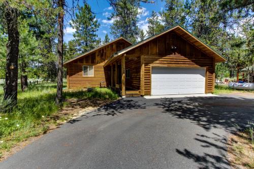 Strawberry Log Cabin Retreat - image 7