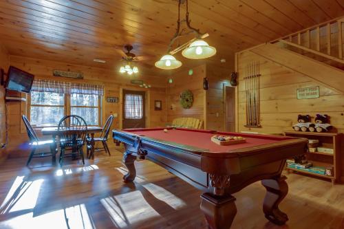 Two Bears Cabin - image 6