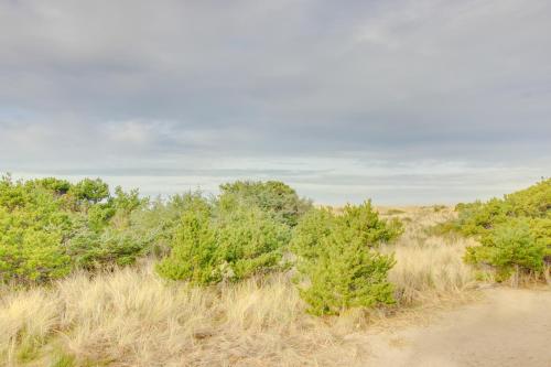Salt Water Beach House - image 13