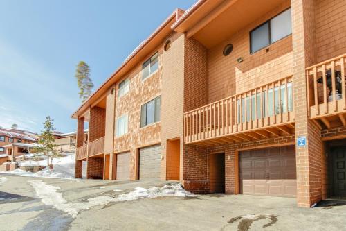 Lagoon Townhome - main image