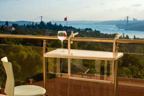  Spacious Bosphorus View 1 BD Apt. in Istanbul