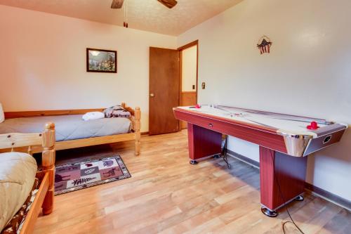 Mountaintop Hideaway - image 2