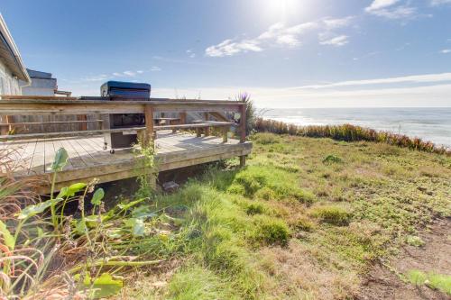 Surfside Cottage - image 4