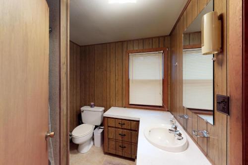 Island Getaway - image 3