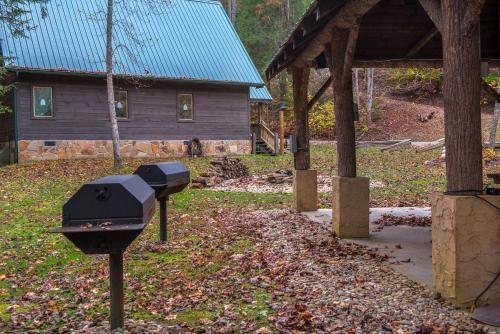 Hogwartz of the Smokies Cabin - image 7