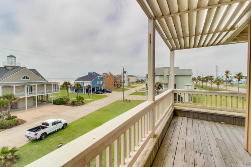 The Holiday House - image 8