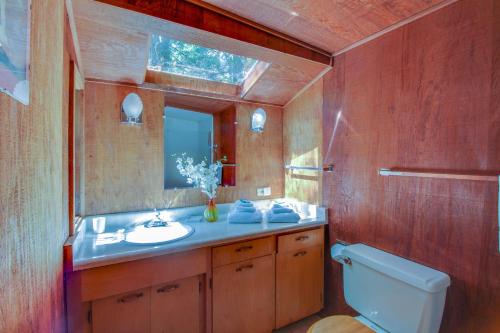 The Redwood House - image 8