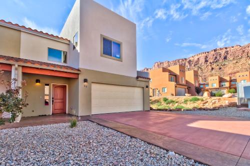 Desert Wind 17 - main image