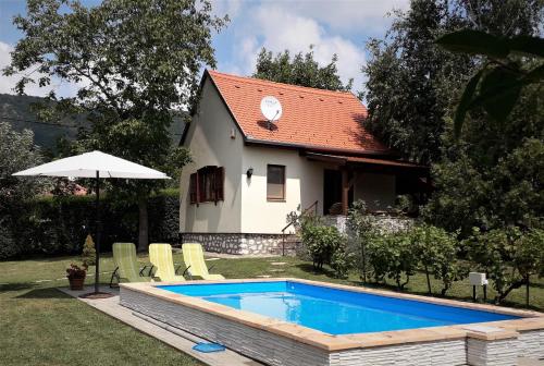  Cseresznyevirág Vendégházak in Kővágószőlős