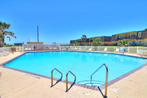 Seaside Pearl in Mustang Beach, USA