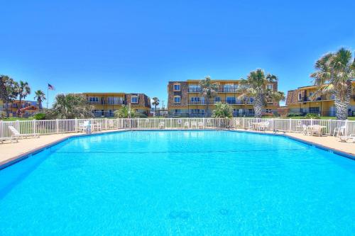 Seaside Pearl in Mustang Beach, USA