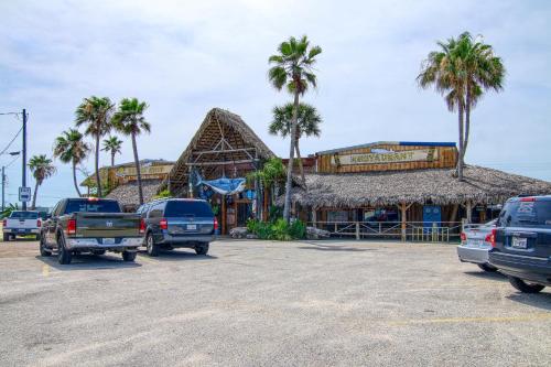 Seaside Pearl in Mustang Beach, USA