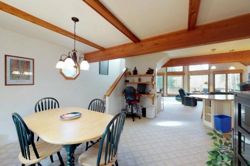 South Hill Lodge - image 6