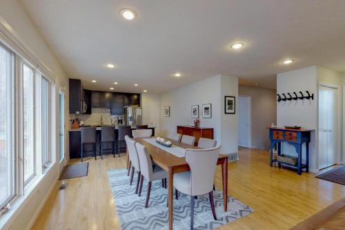 Accommodation in Gold Hill