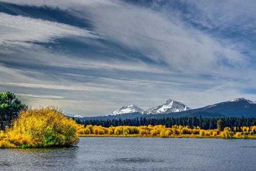 Black Butte Ranch: South Meadow Home Eighty-Four - image 4