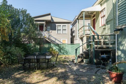 Victorian Galveston House - image 5