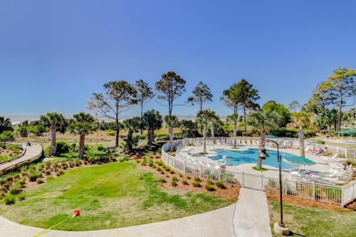 Ocean Dunes 208