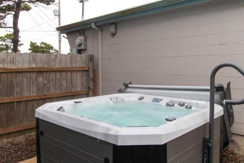 Blue Pacifica - image 6