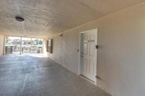 Grand Caribbean #110E - image 7