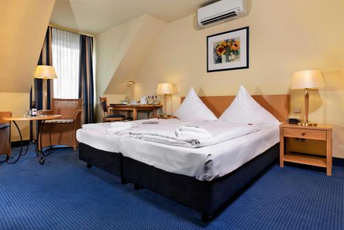 TRYP by Wyndham Lübeck Aquamarin Room Type - Double or Twin Room
