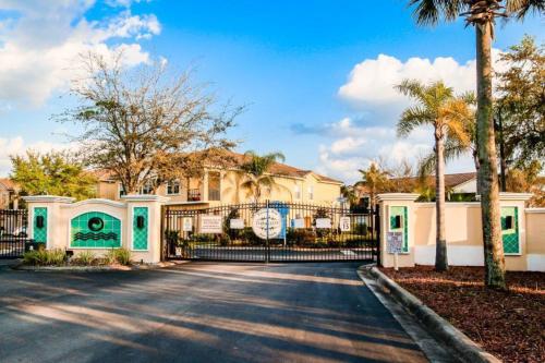 Oakwater Resort
