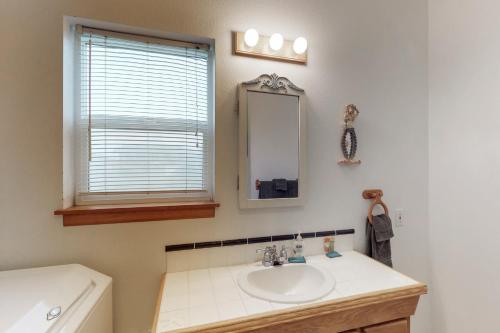Mermaid Beach House - image 5