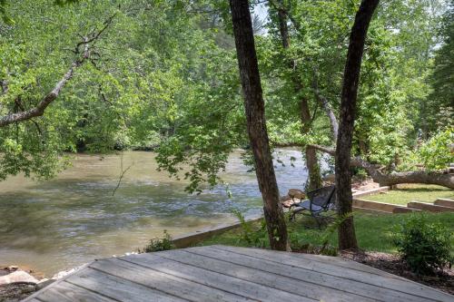 Toccoa Hideaway in Aska, USA