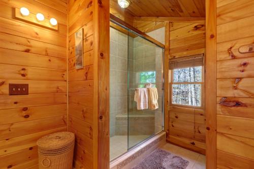 Jacob's Ridge Hideaway - image 9