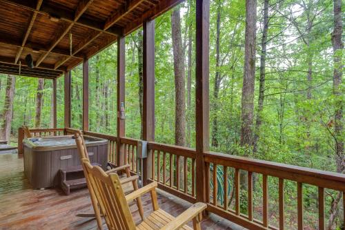 Laurel Creek in Pleasant Hill (IA)