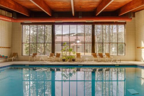 Ski Run Condominiums 203 - image 2