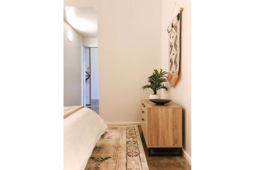 Sunny Sterchi Loft w/ view - image 2