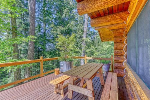 Camano Family Retreat - image 2