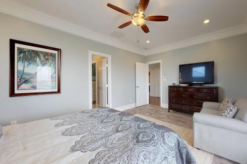 Bay Front Sunset Villa - image 5