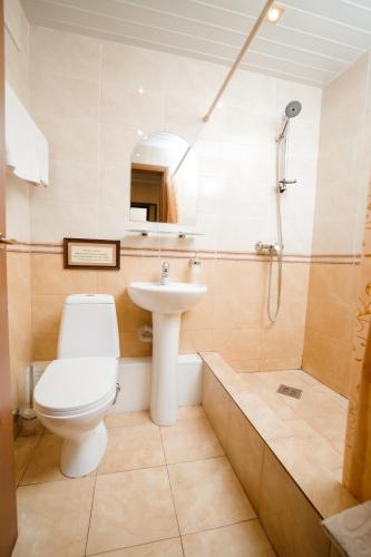 Au Rooms - image 2