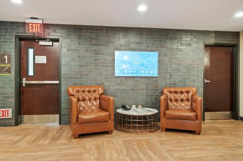 大堂, Extended Stay America Premier Suites-西雅圖-貝爾維尤-市中心 (Extended Stay America Premier Suites - Seattle - Bellevue - Downtown) in 貝爾維尤(WA)