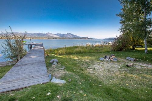 Oden Bay Log Home - main image