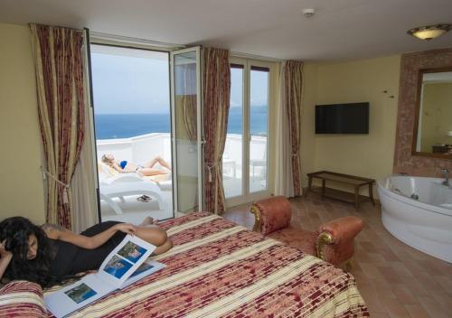 1 queen bed