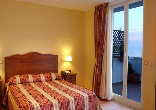 1 queen bed