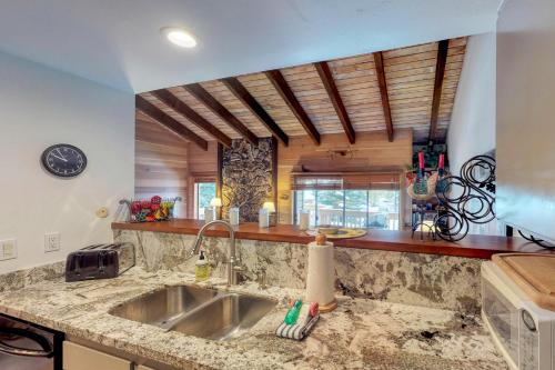Snowcreek 1539 - image 8